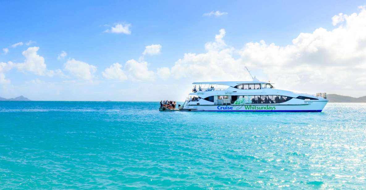 From Airlie: Whitsundays and Whitehaven Half-Day Cruise