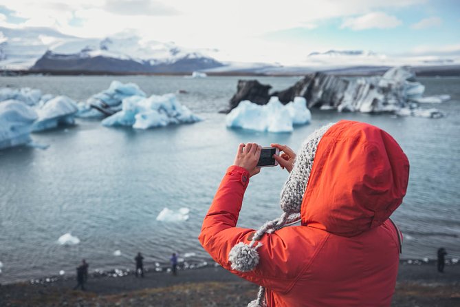 South Coast and Jökulsárlón Glacier Lagoon Day Tour from Reykjavik with Transfer & Guide