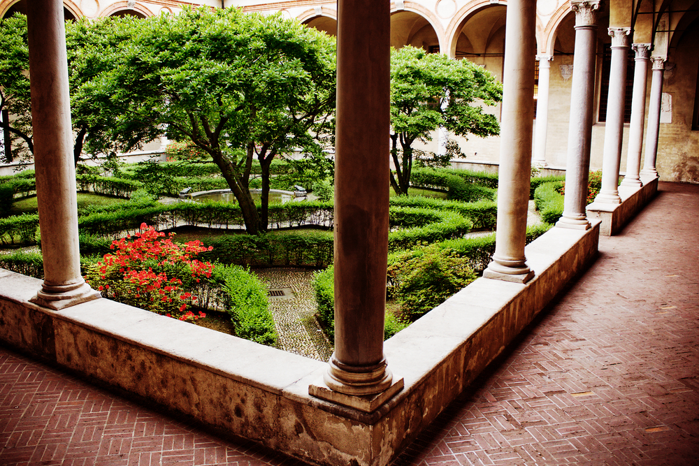 View the Last Supper Milan, Courtyard